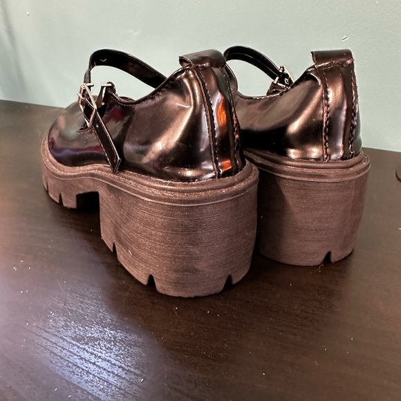Lug Sole Mary Janes - 38/7 - Picture 3 of 8